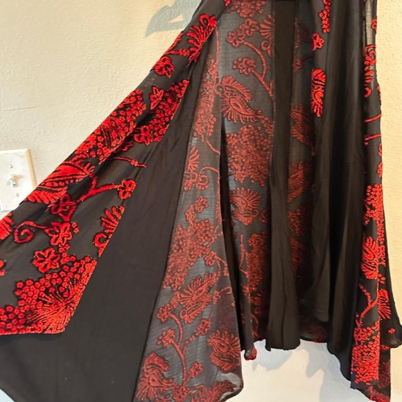 Aris a Cardigan,Vest - Picture 9 of 12